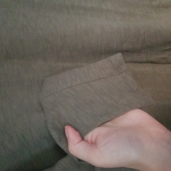 Olive long sleeve - Picture 3 of 4